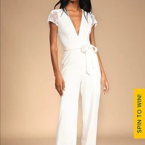 LULU’S WHITE WIDE-LEG JUMPSUIT